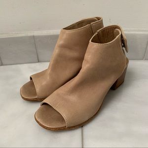 Mimosa Open Toe Shoe Heel/Booties Tan Leather